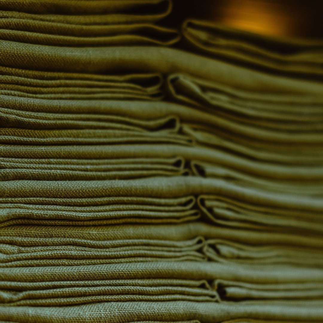 11. Easy Fabric Napkins That Reduce Kitchen Waste - Leftover Fabric Sewing Ideas
