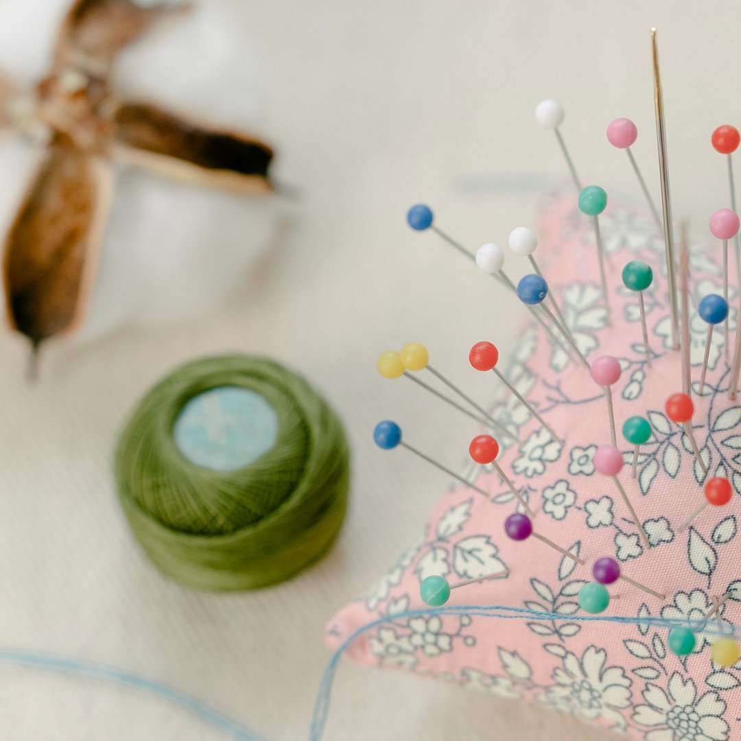 15. Pincushions and Sewing Room Organiser Sets - Leftover Fabric Sewing Ideas