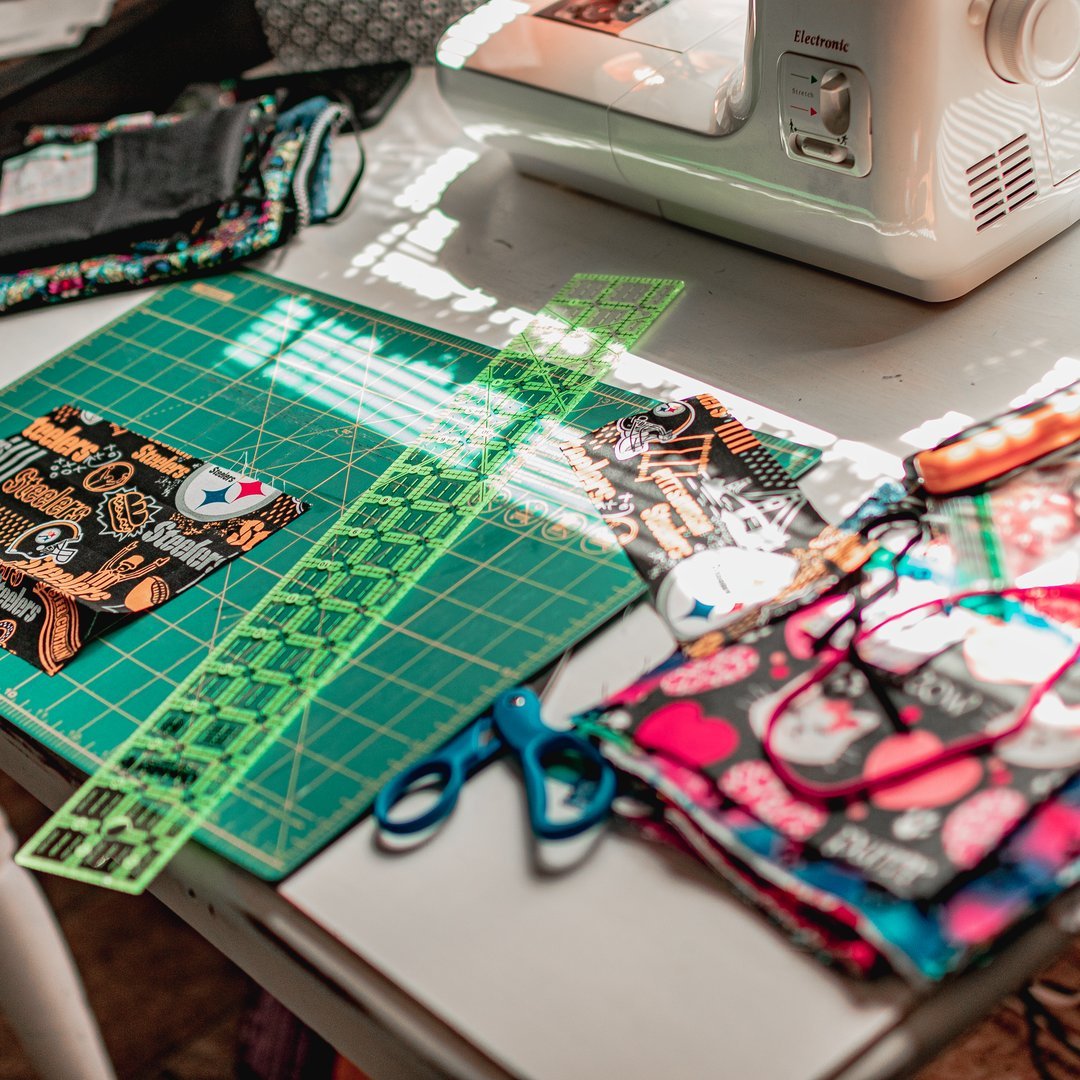 5. Quilted Mug Rugs That Double as Desk Accessories - Leftover Fabric Sewing Ideas