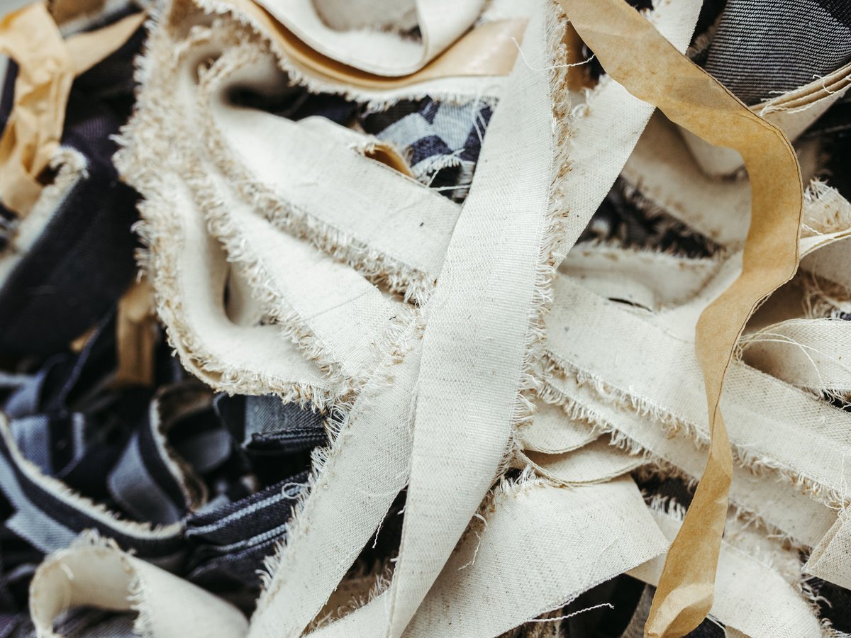Fabric Scrap Rope Bowls: Turning Long Strips into Home Décor - Leftover Fabric Sewing Ideas