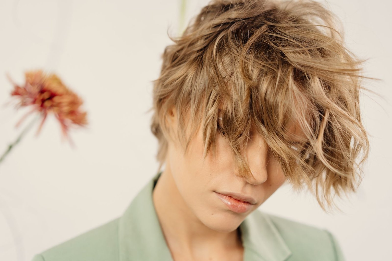 Jaw-Length Shag: Edgy Short Haircuts Women Are Obsessing Over - Short Haircuts Women
