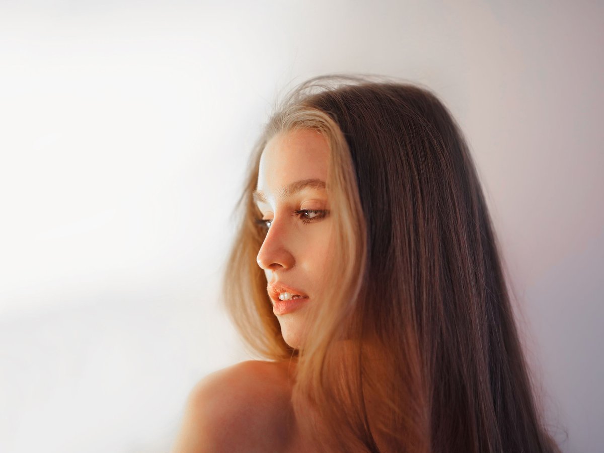 Fine Caramel Foilayage for a Natural, Low-Maintenance Brunette Look - Warm Brown Hair Caramel